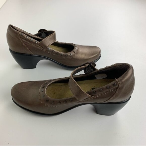NAOT Hope Closed Toe MaryJane Wedge - Picture 3 of 7
